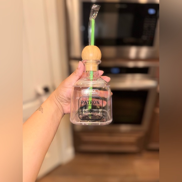 Patrón Tequila Bottle with Wooden Stopper - Picture 1 of 2